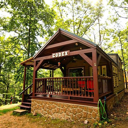 The Codex - Parker Creek Bend Cabins Murfreesboro Buitenkant foto