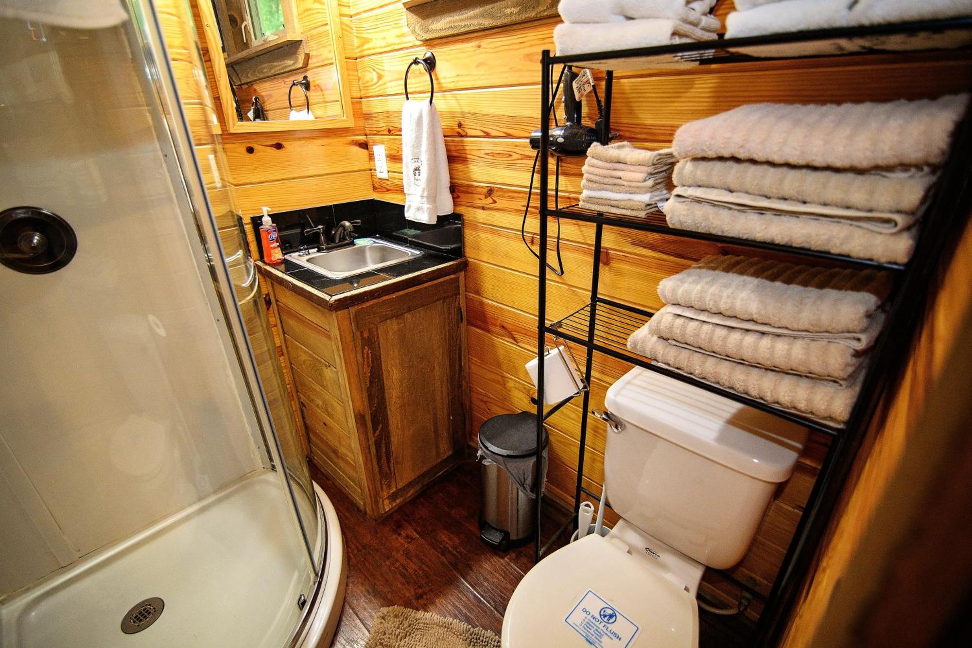 The Codex - Parker Creek Bend Cabins Murfreesboro Buitenkant foto